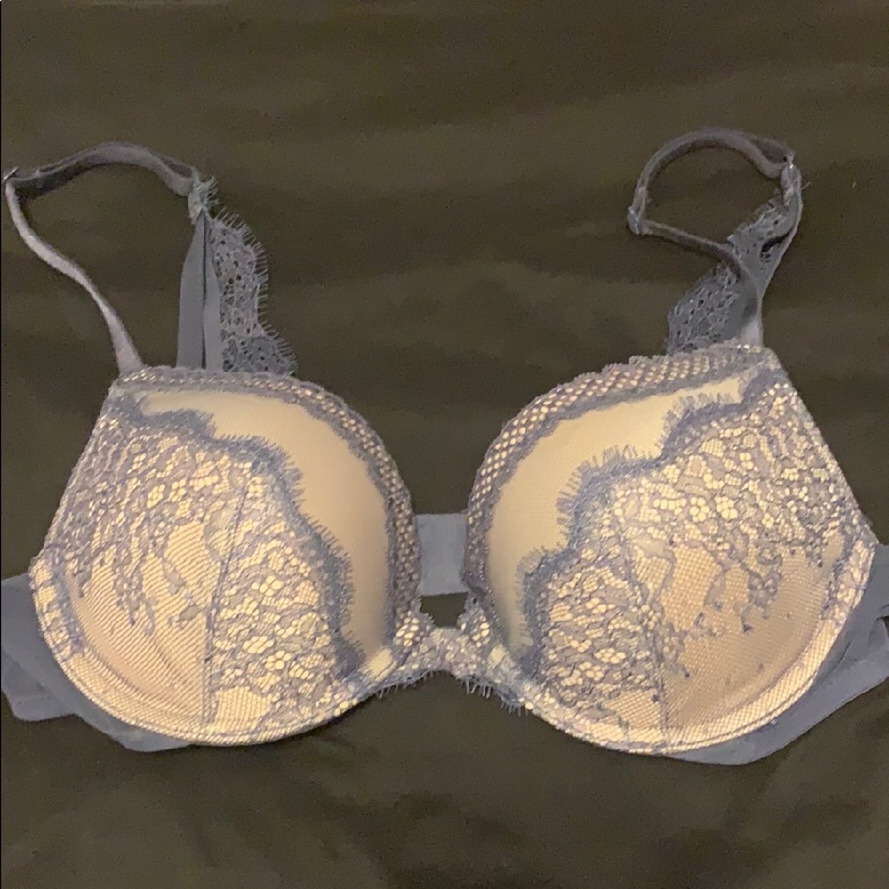 Victoria’s Secret Very Sexy push up